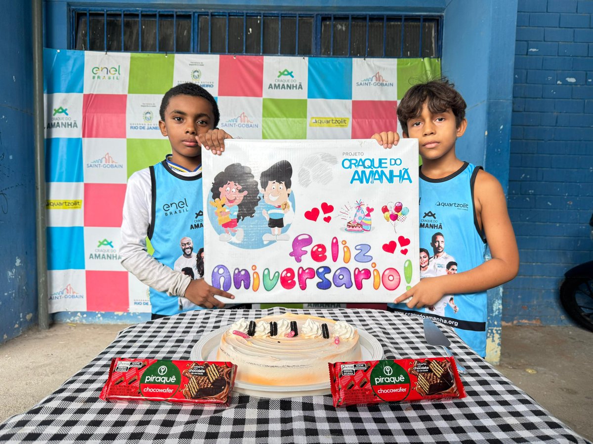 craquedoamanha's tweet image. Final de mês é sempre muito bom! Comemoração dos aniversariantes do mês de Fevereiro 😀🎈🎉👏🎂#CraqueDoAmanhã  #ResponsabilidadeSocial  #Esporte  #Cultura  #Educação