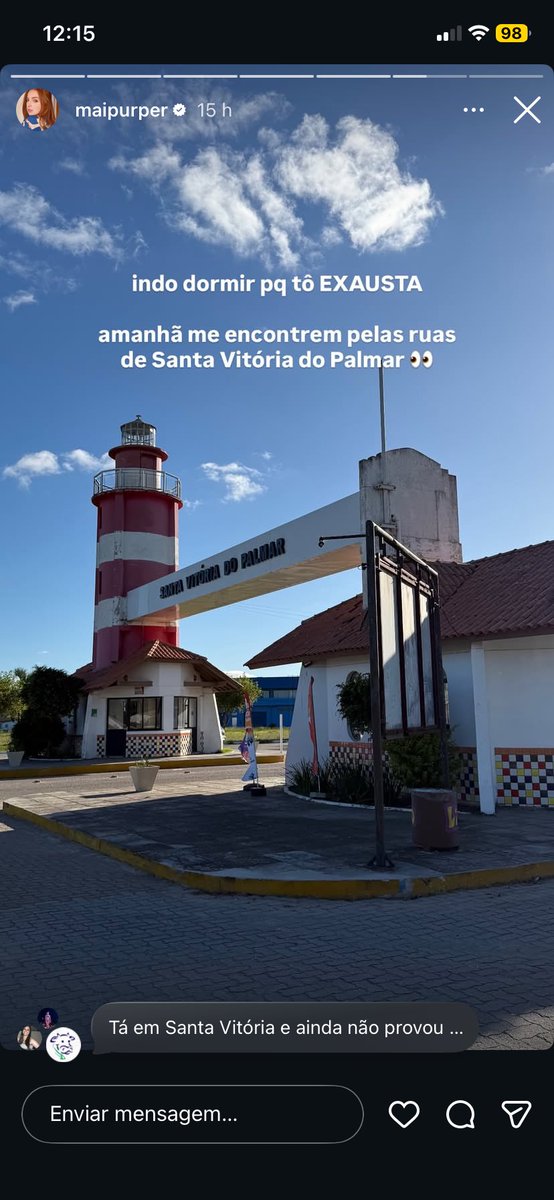 Bren_bookstan's tweet photo. Morava no fim do mundo e nenhum 
Influencer ia, só voltar pra minha cidade natal e vejo essa pérola https://t.co/oLyq2GYRvq