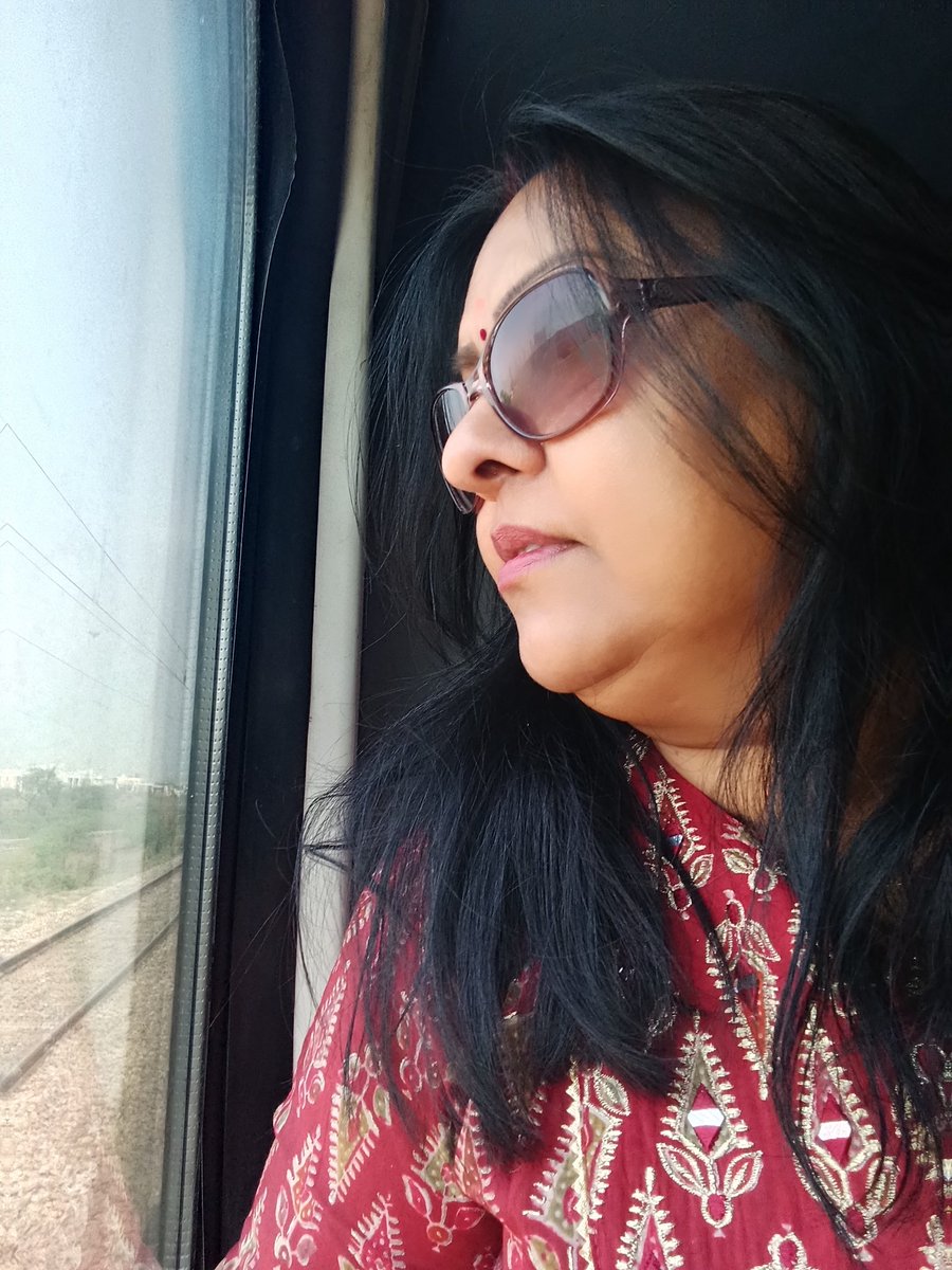 Geeta_Gupta_Vas's tweet photo. देश प्रदेश जिला वासियों को होली की बहुत-बहुत शुभकामनाएं https://t.co/PT8uUb41CF