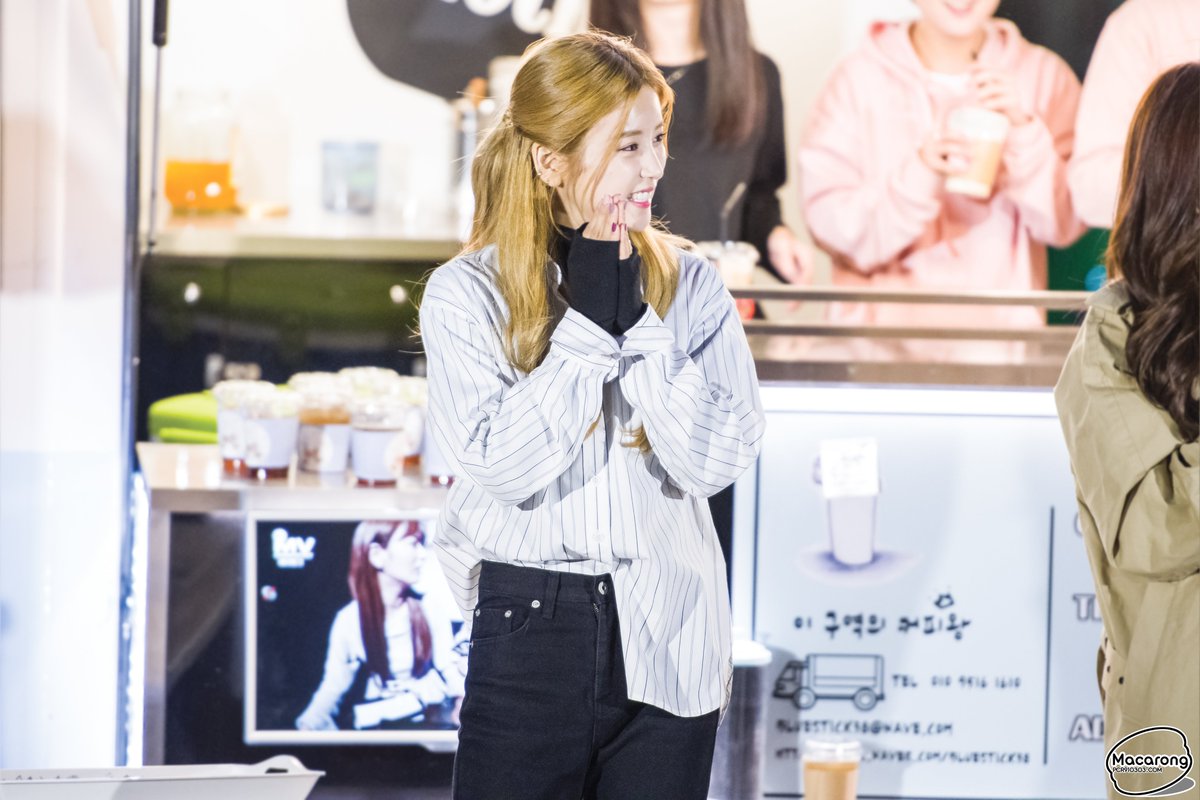 마카롱닷컴 tweet media