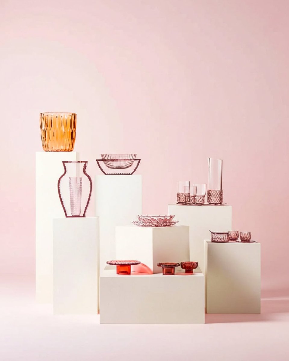 Kartell'in modern tasarımlarla dolu dekorasyon ve sofra dünyasını keşfetmeye hazır mısınız?