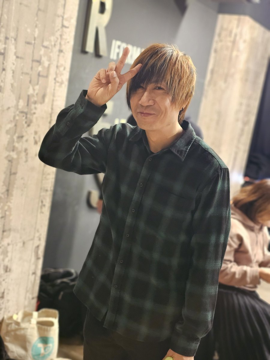 Breakaleg_K21K's tweet photo. #ミュージックチャンプ
ミュージックショー
キャスト紹介
19人目はこの方
OverBeat
つね
ツノフ
稽古するたびによくなるし
痩せていくつねさん
優しくて温かい人柄
笑顔も素敵です! https://t.co/W1j2cbekII