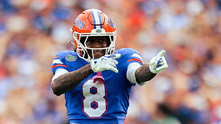 ZachAbolverdi's tweet photo. BREAKING: Vernell Brown III and Bryce Thornton have switched to the No. 1 jersey.

Two more Gators have also made number changes for the 2026 season. 

DETAILS: https://t.co/hY1DWnlsZL https://t.co/V0LtAVWLFv
