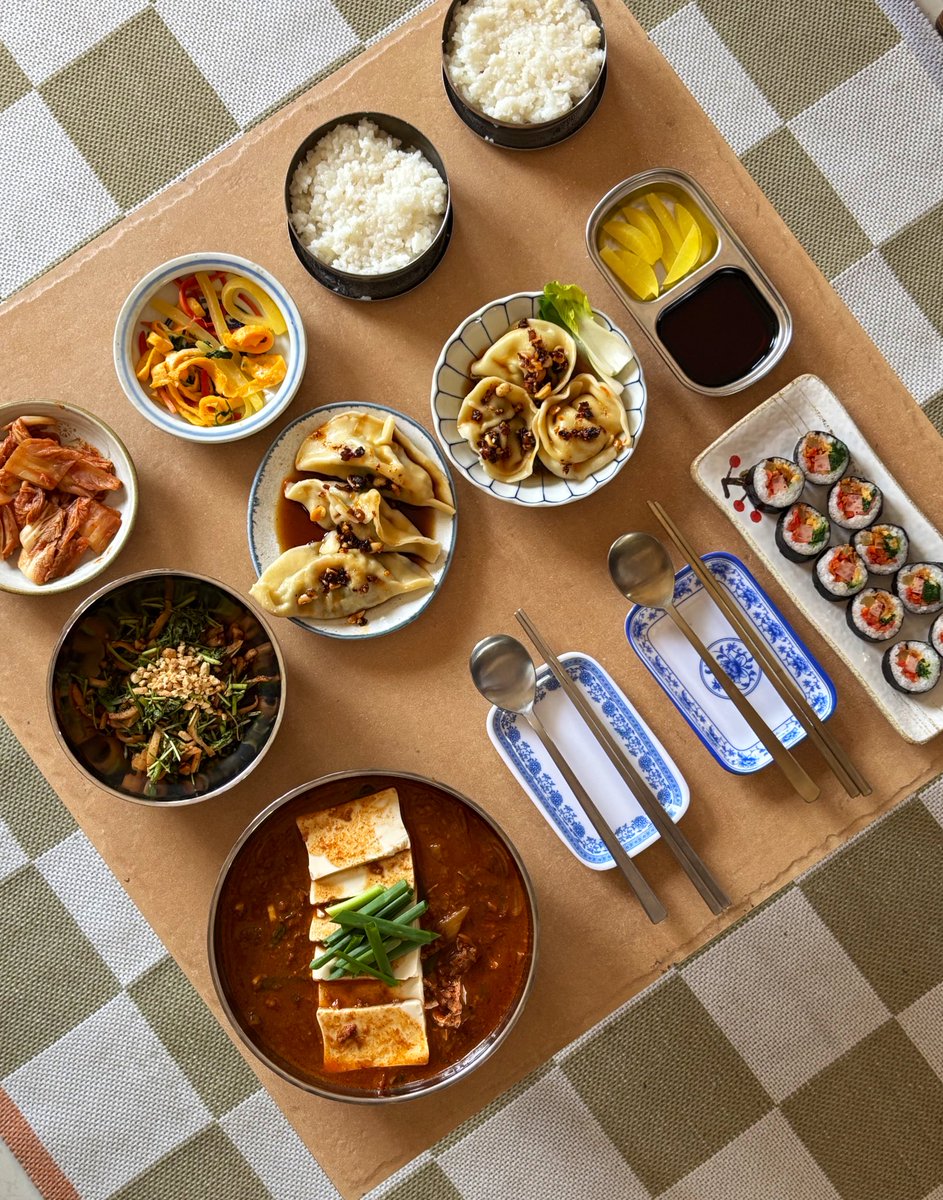 Sanskriti Bist tweet media