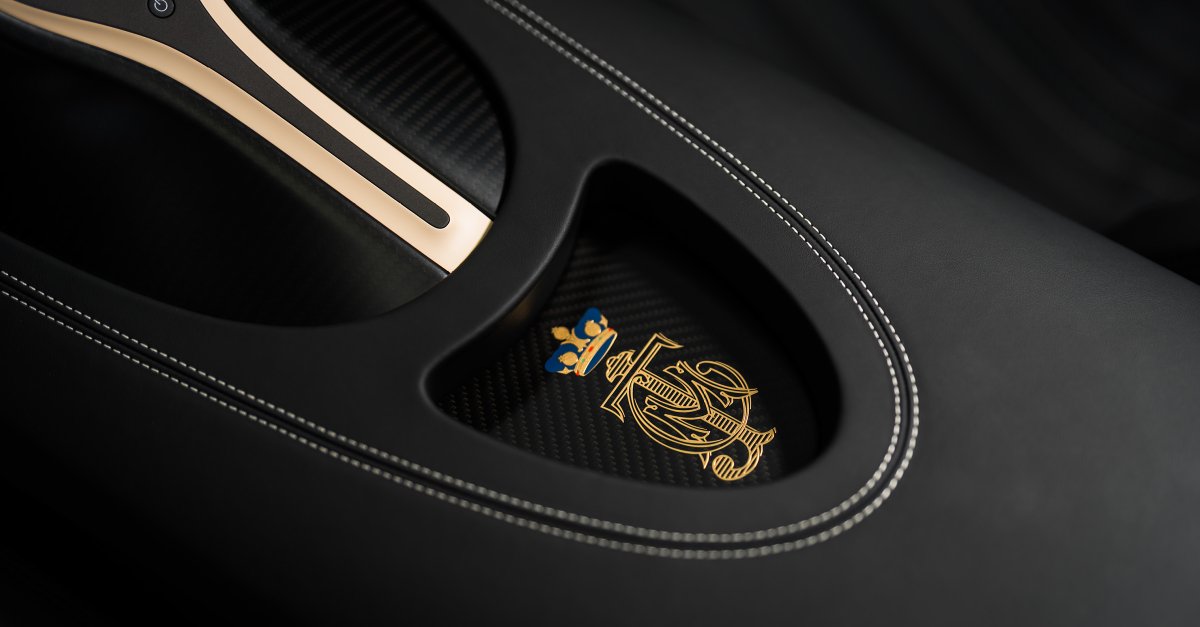 Created for His Royal Highness the Crown Prince of Johor, this bespoke W16 MISTRAL reflects BUGATTI’s  approach to truly individual craftsmanship.

Every finish tells a unique story. It is individuality engineered without compromise.

#BUGATTI #MISTRAL
– 
WLTP: