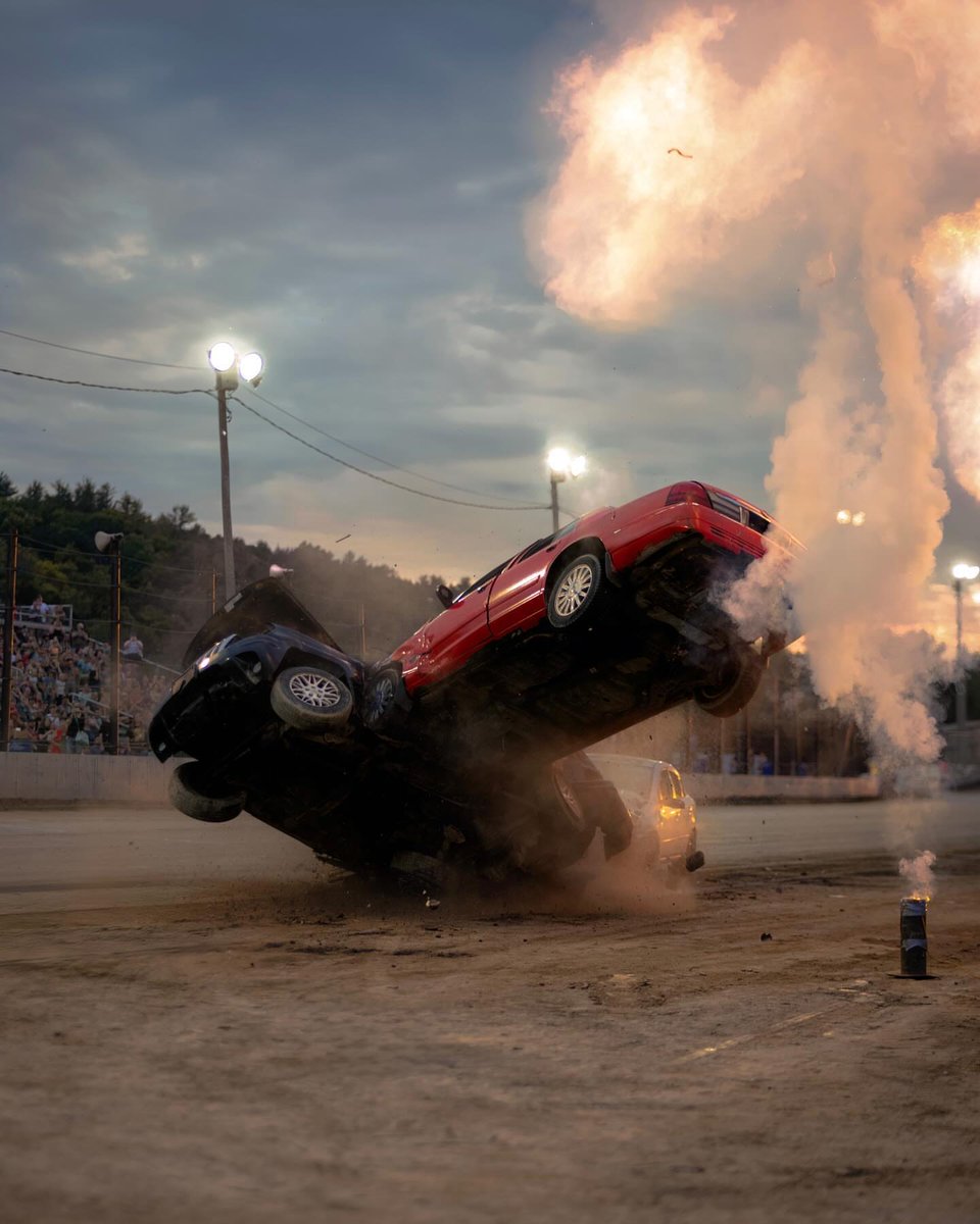 Composition tweet media