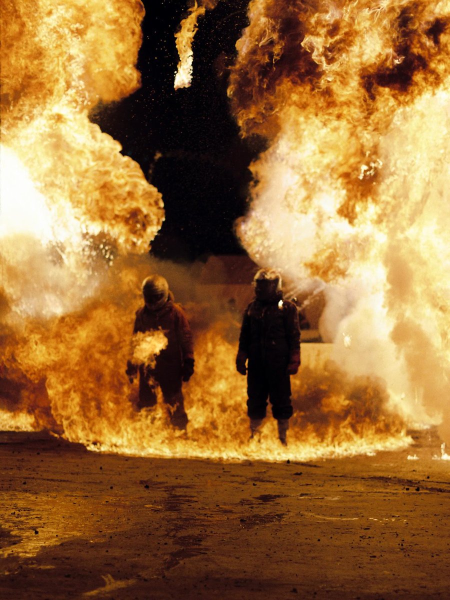 Composition tweet media