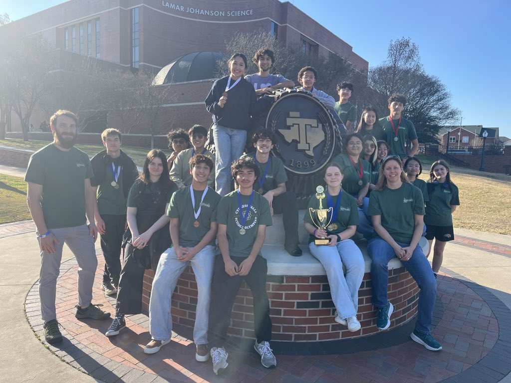 Cypress Falls HS tweet media