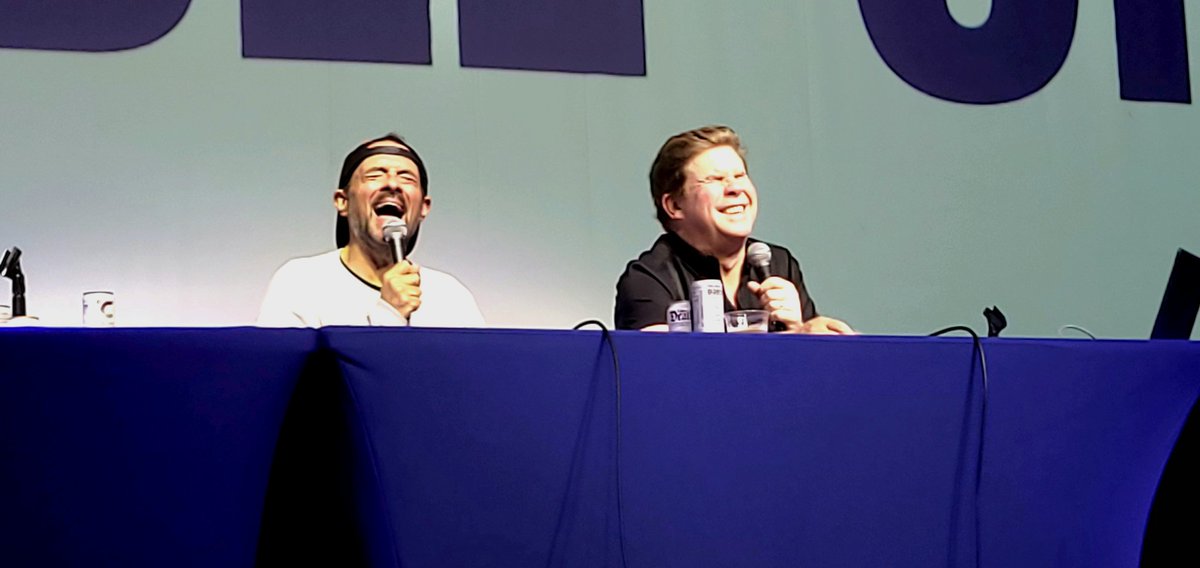 ItsChupps's tweet photo. @ThatKevinSmith @RalphGarman
Gulf This picture sums up the whole Cruise Askew! Nothing but pure happiness, and uncontrollable laughter! #HollywoodBabbleOn is always a must! Thank you both and all the other wonderful talent on the cruise. ⚓️🛳🛟 https://t.co/K9LPZ4kqg6