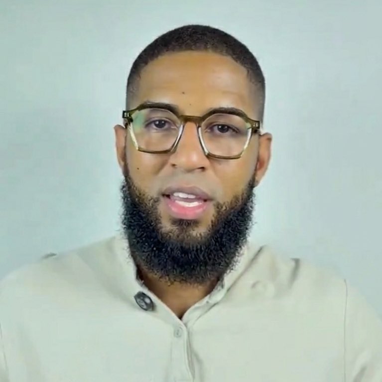 rozinaev tweet media