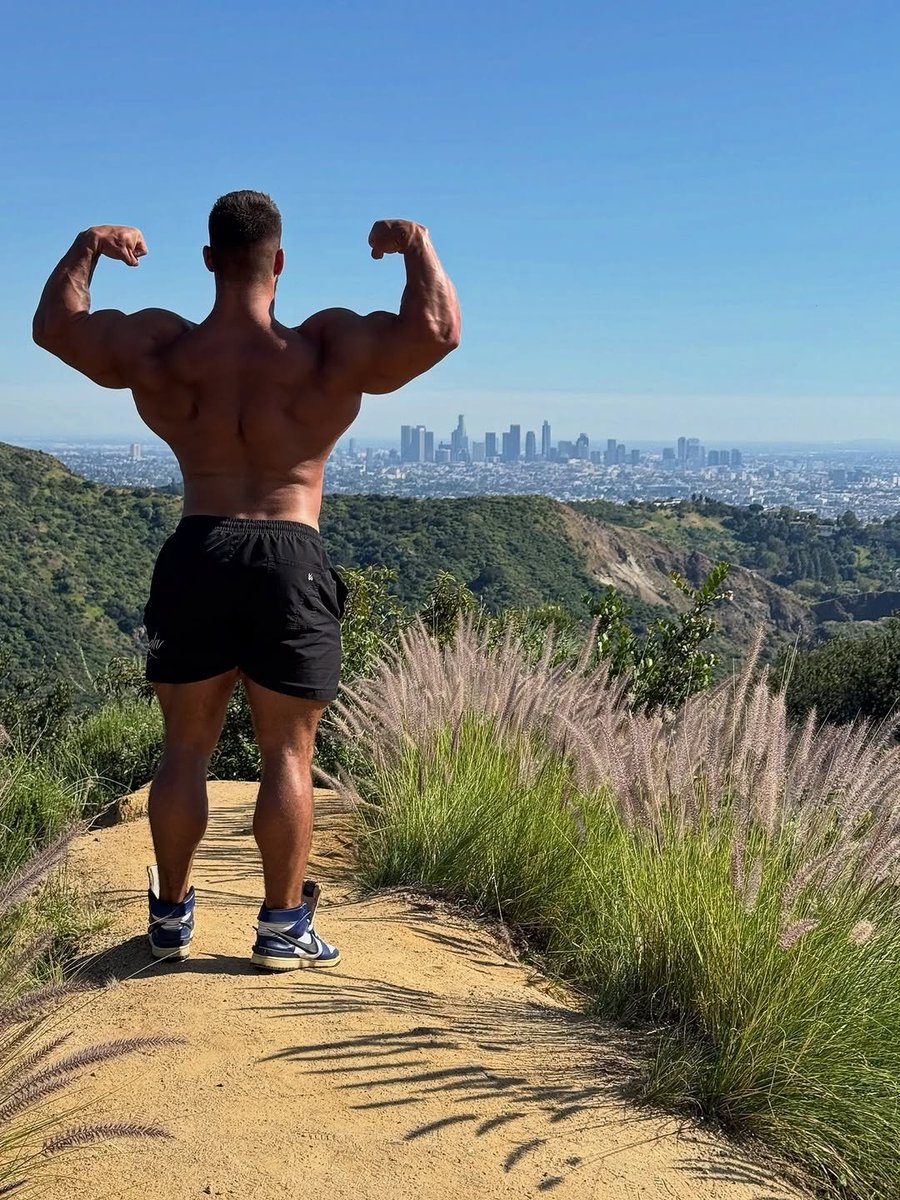 BIG 7️⃣ tweet media