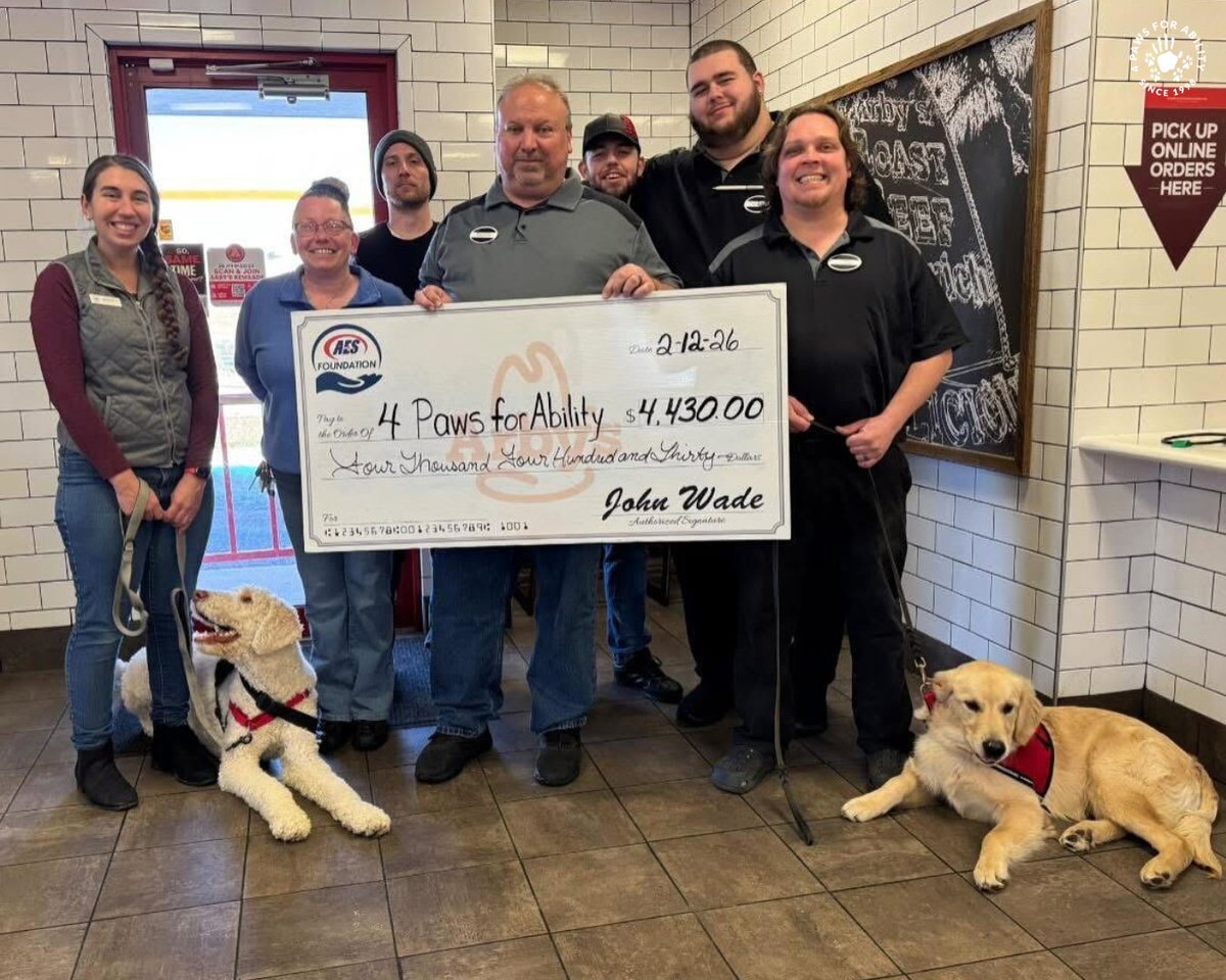 4 Paws For Ability tweet media