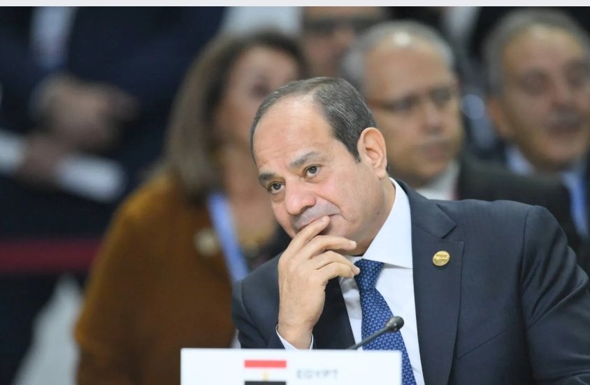farag_nassar_'s tweet photo. يُنادُونني في السِّلمِ يا بْنَ زَبيبةٍ ... وعندَ صدامِ الخيلِ يا ابنَ الأطايبِ

عبد الفتاح بن شداد https://t.co/yKeUnA1Y83