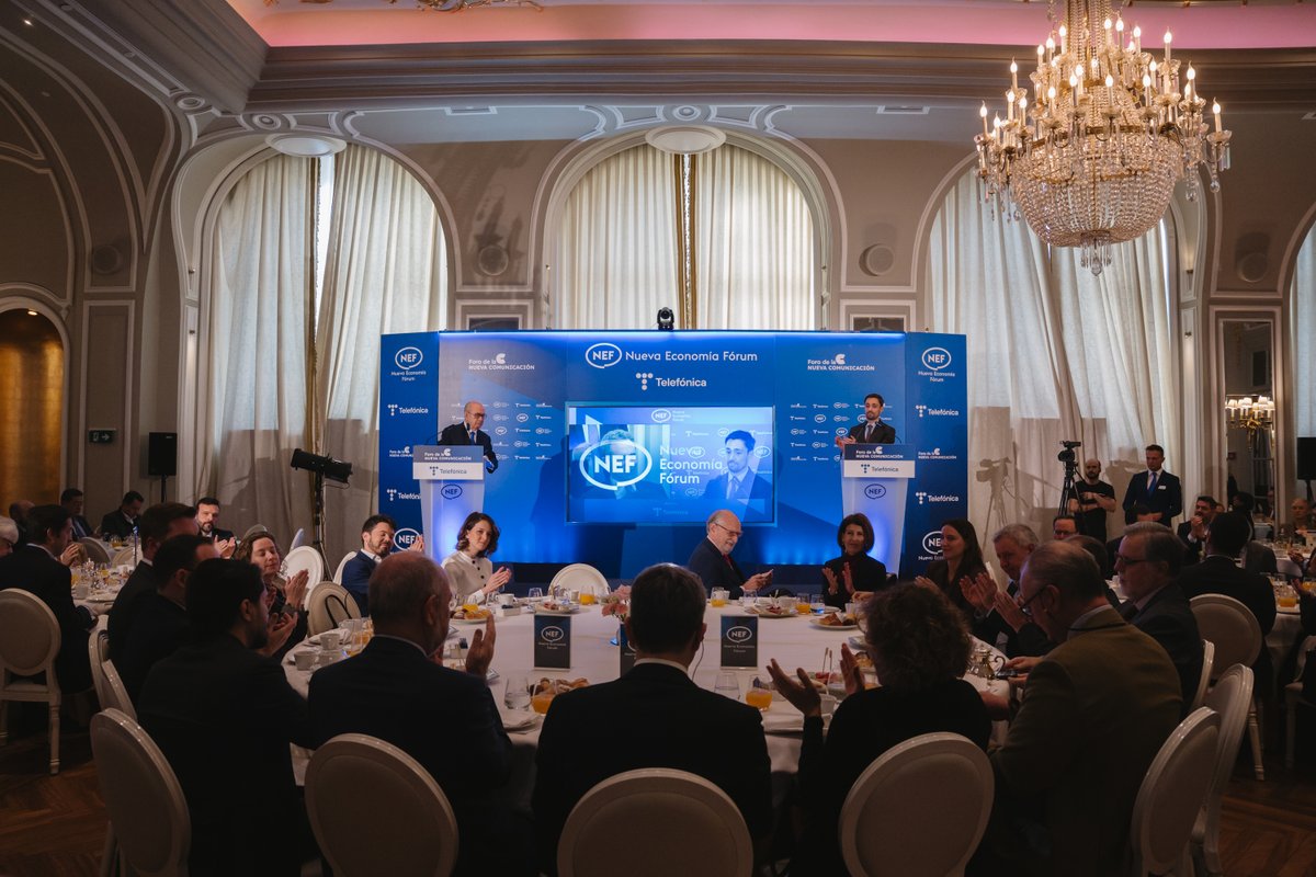 beBartlet tweet media