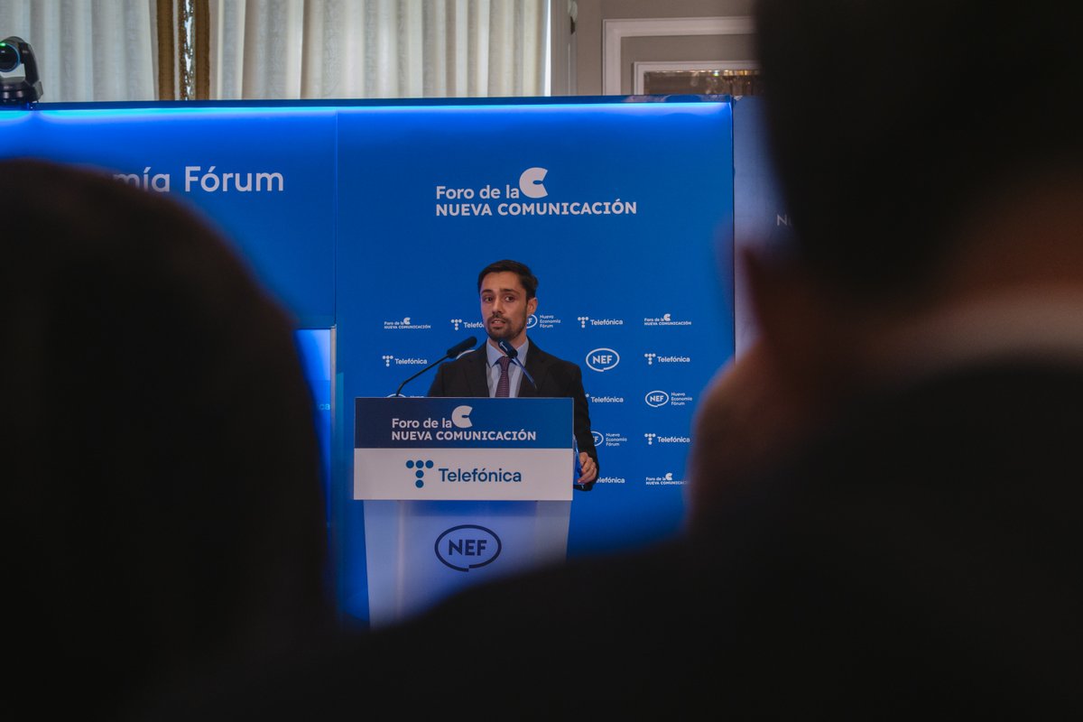 beBartlet tweet media