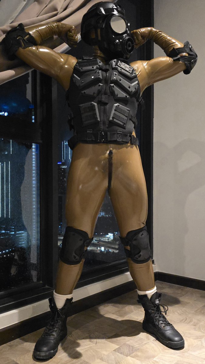 WebDudeWeb tweet media