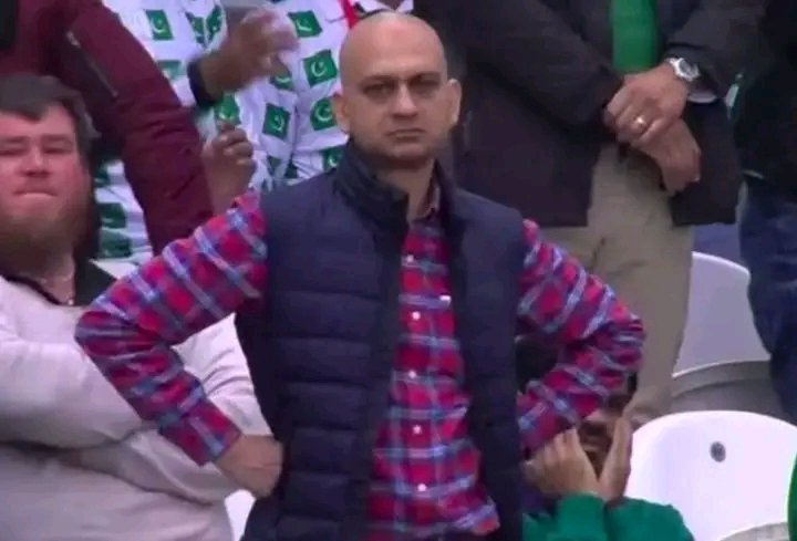 Me watching my dad unplug my phone at 2% and plug his at 89%: