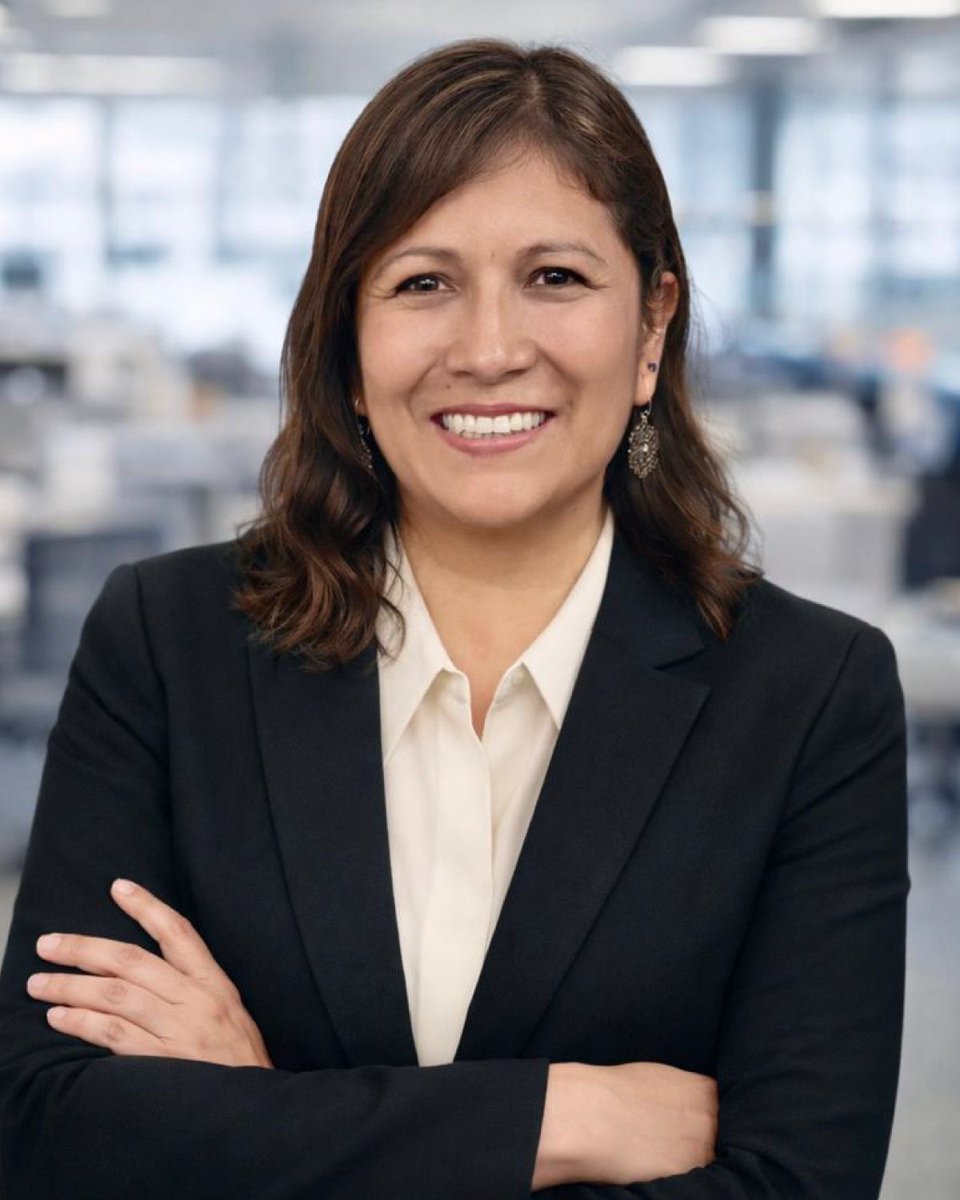 CPLimaPe's tweet photo. #OrgulloCPL 🔝 | Desde el @CPLimaPe saludamos a nuestra vicedecana Cyntia Espinoza Menacho y le auguramos muchos éxitos en este nuevo desafío profesional.

¡Los mejores deseos en esta nueva etapa! 👏

#SeguimosConstruyendoElCambio https://t.co/axgrjAm59K