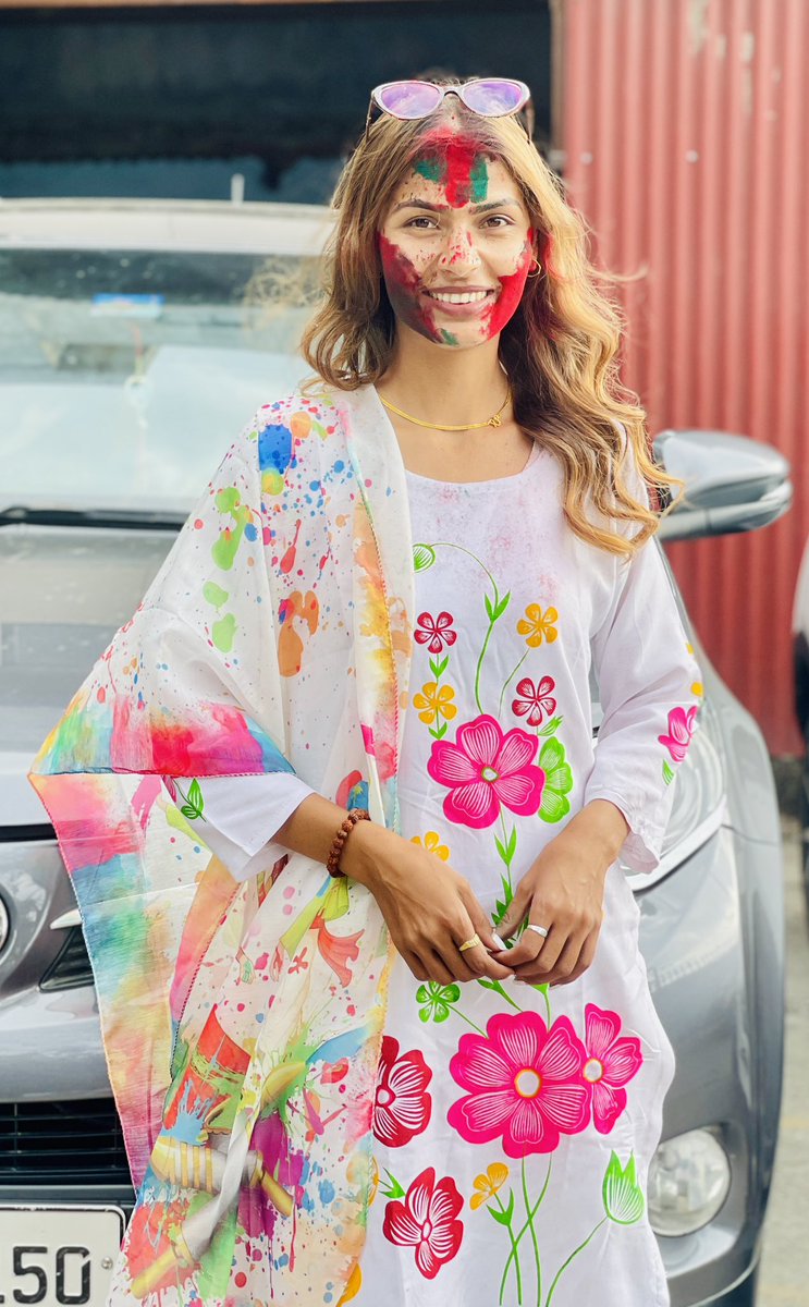 रंगीन होली❤️🥰