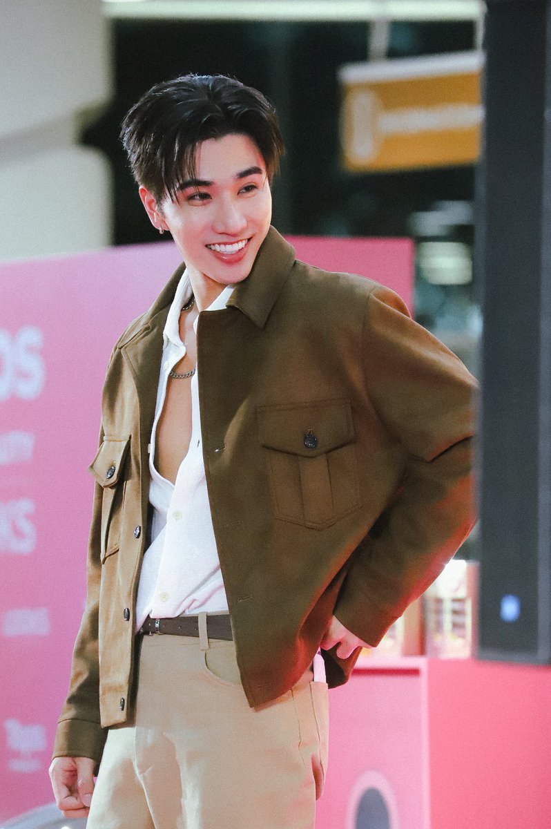 ไว้ไปหาอีกน้า วันนี้ดีใจที่ได้มาถ่ายน้องครับ 🖤

PERTH WITH PANTENE AT TOPS

#PanteneTreatmentxPerth
#PerthTanapon