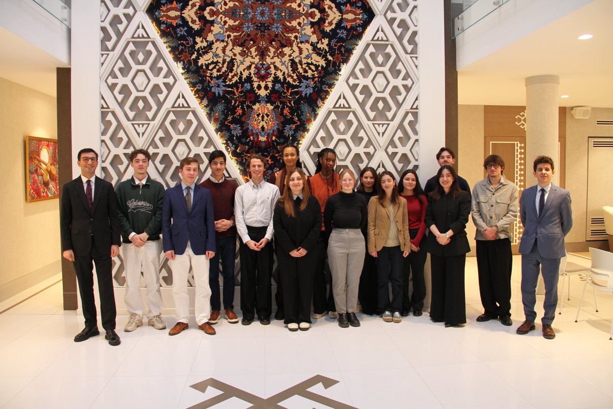 AzEmbBrussels tweet media