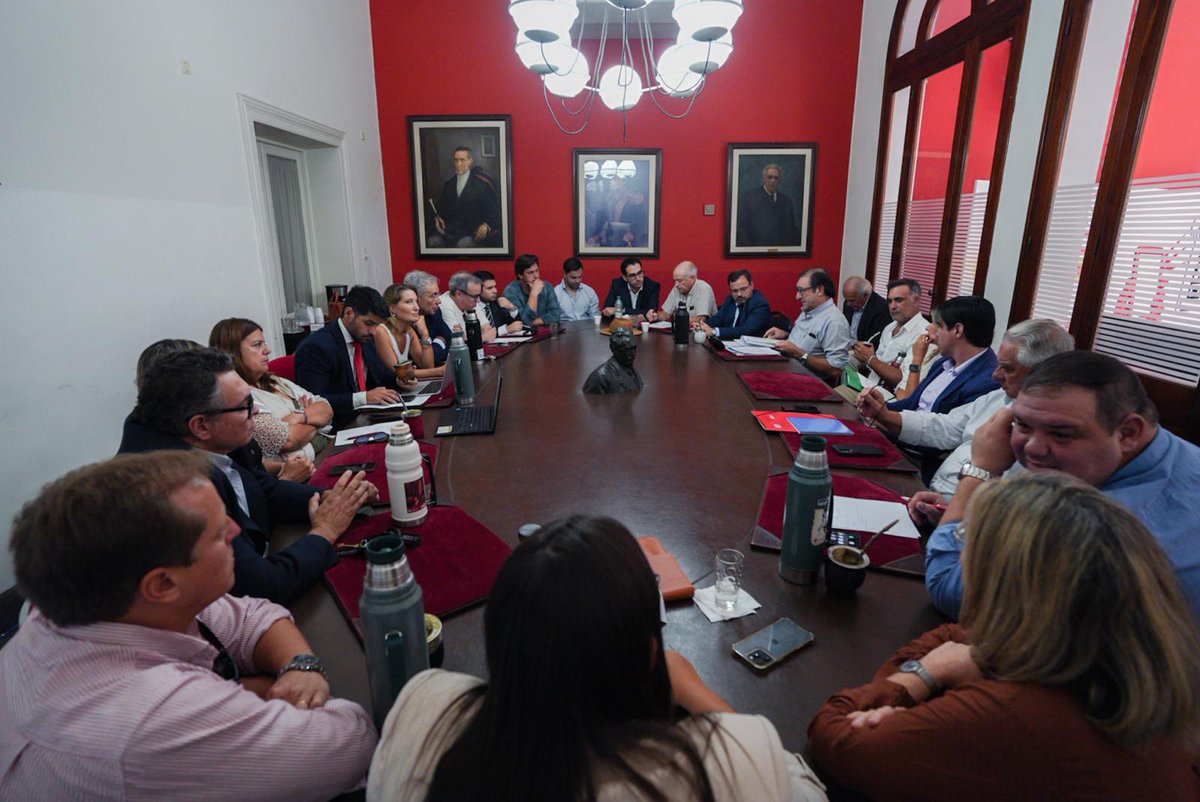 Robert Silva tweet media