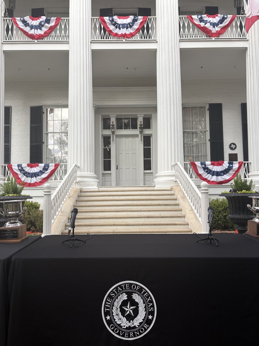 Governor Abbott Press Office tweet media