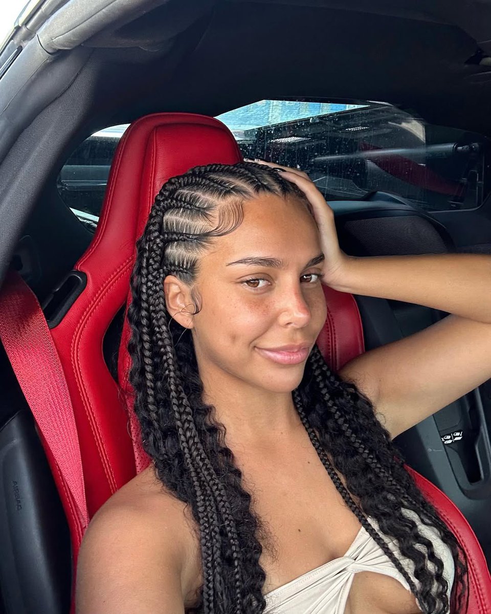 clickactufluenc's tweet photo. 🚨 Poupette Kenza fait la meme coiffure que shahinhezshay 🤯🤯🤯 simple hasard ou veut elle lui ressembler ? 😱 #poupettekenza #ovsie #shahinezshay #dubai #soukainatwosister #daniamonmari #rayanpsn https://t.co/lBPkeBJ6pg