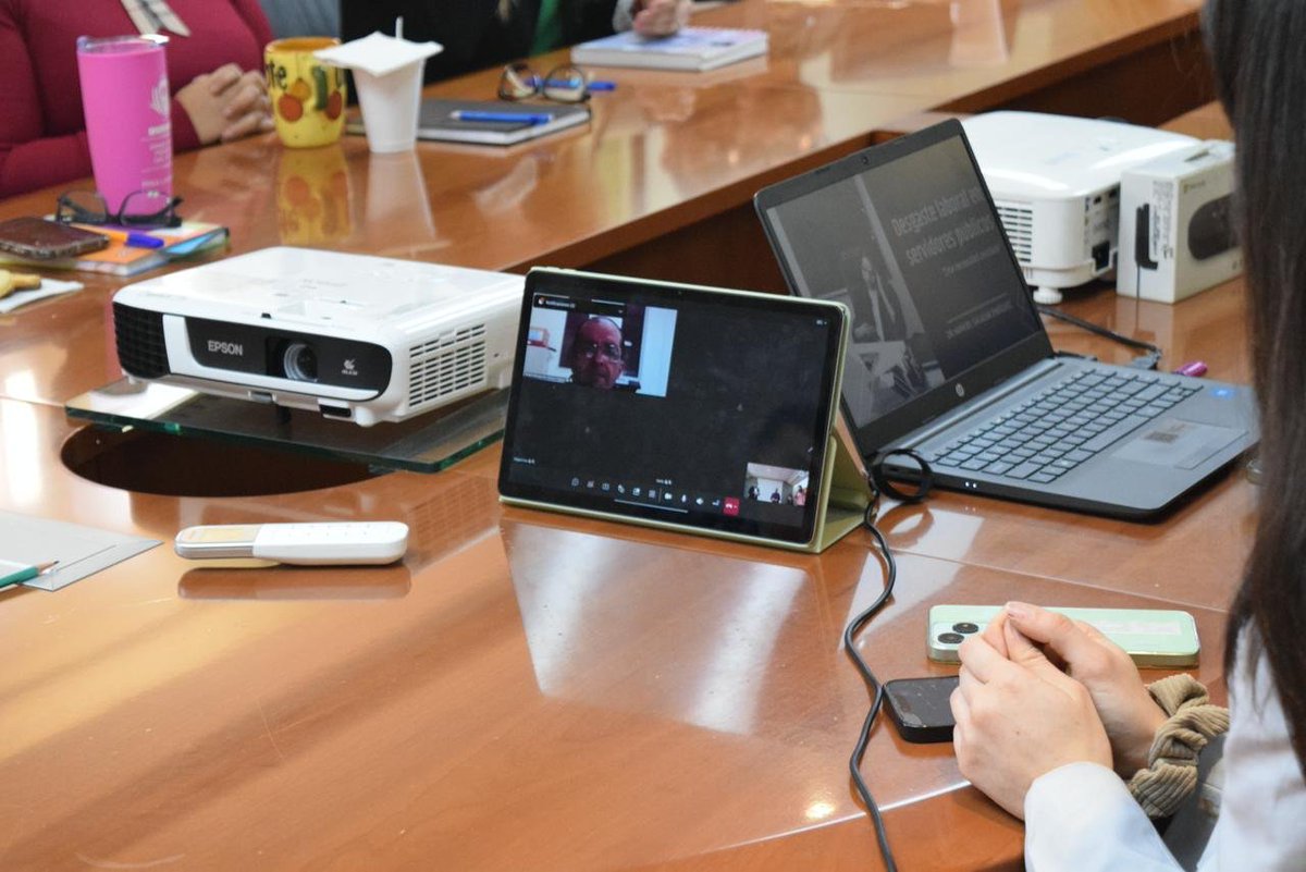 dpedgo's tweet photo. ¡Aquí se construye un gigante! Con el respaldo del Dr. Manuel Salazar Enríquez, fortalecemos a nuestro equipo para un Durango más sólido y productivo. https://t.co/FgPiK6M51g