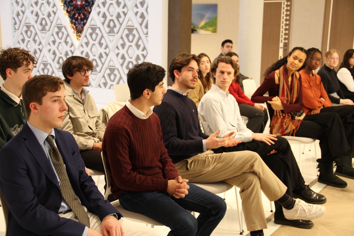 AzEmbBrussels tweet media