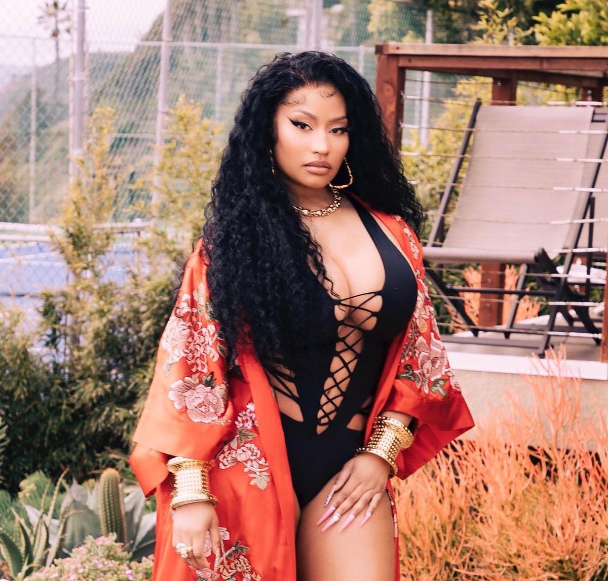 JustWillVzlano's tweet photo. 🚨Nicki Minaj was not affected by Spotify’s streaming removals. https://t.co/8DtW0zVm65