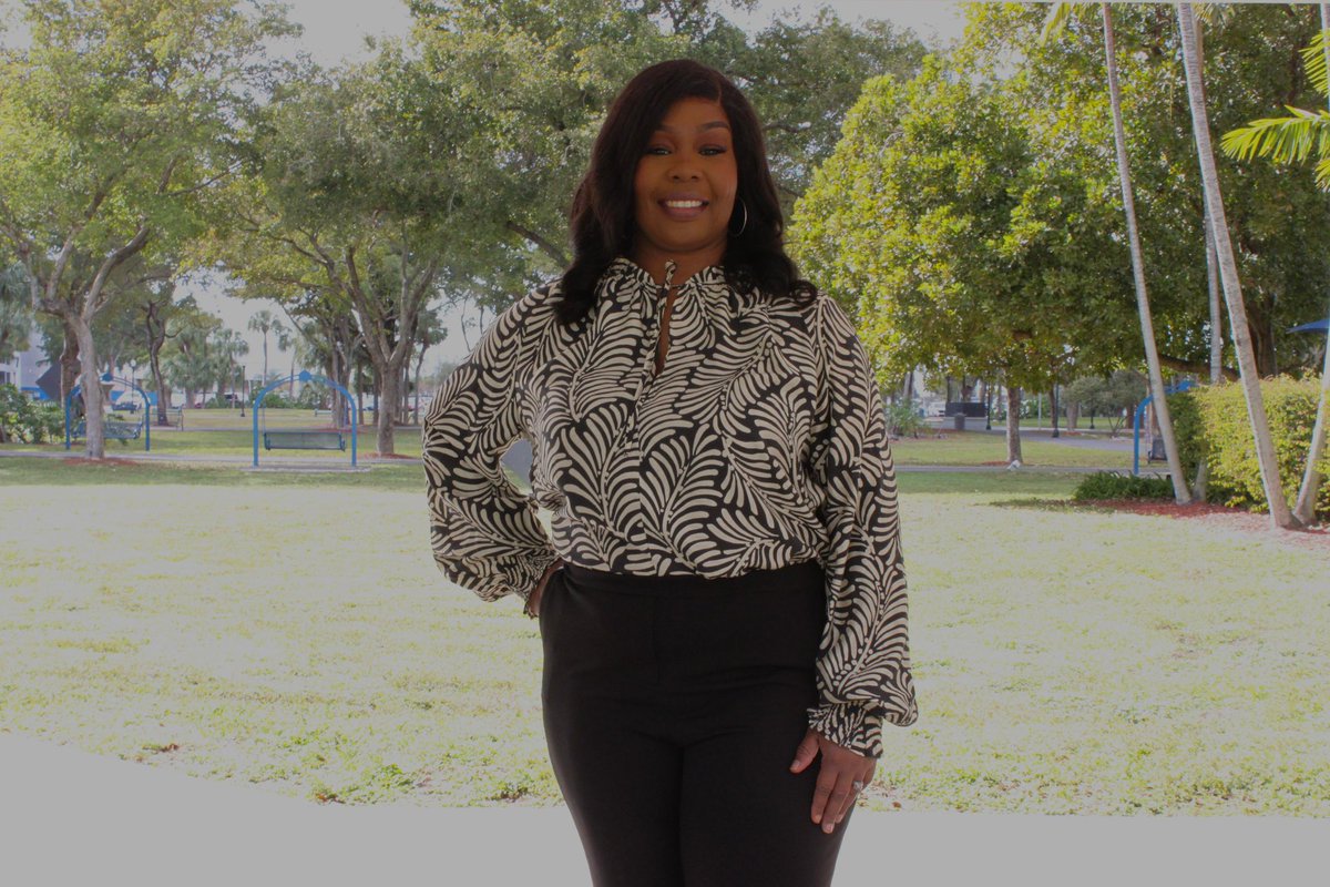 The Reporter tweet media