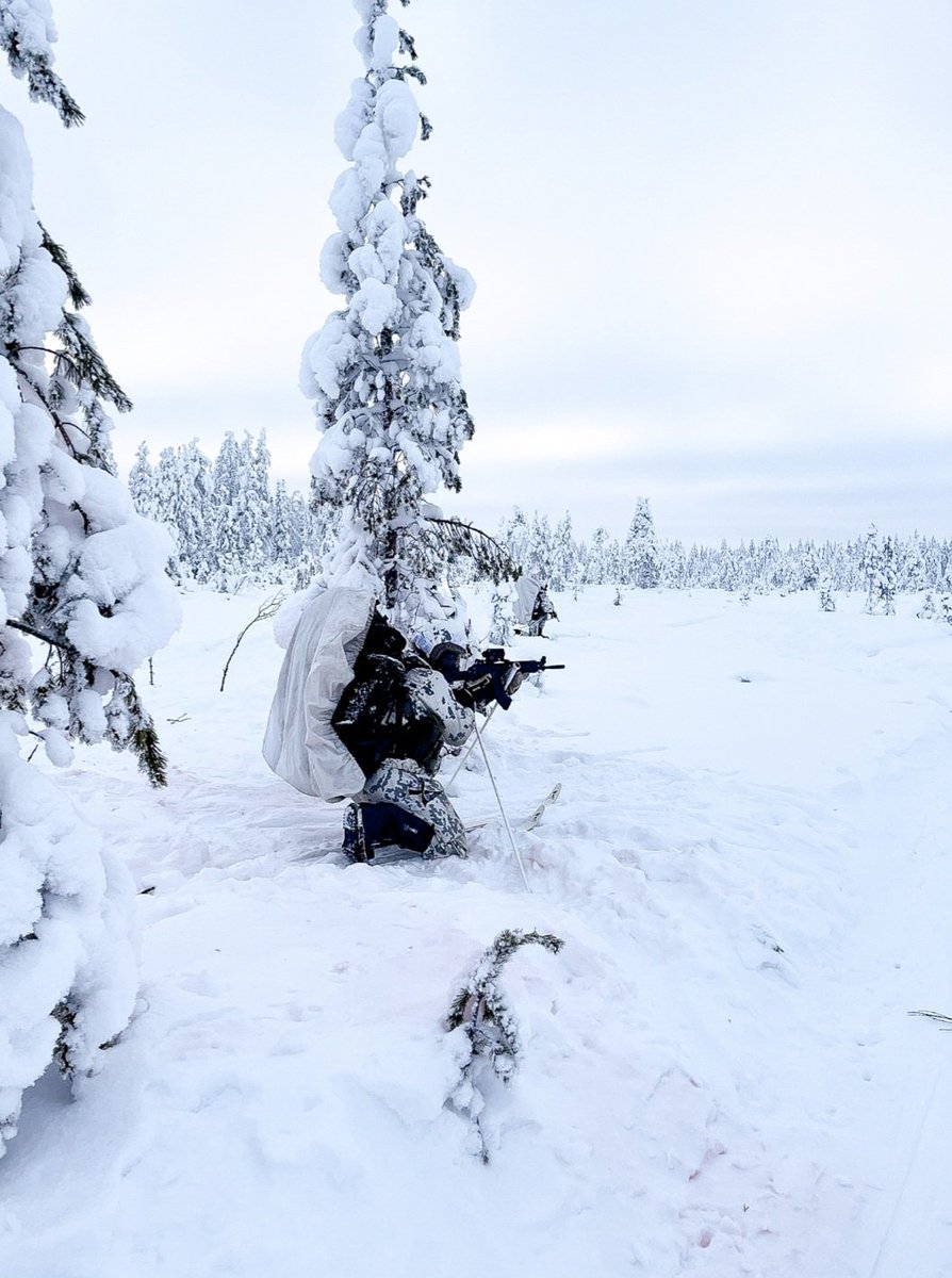 Utin jääkärirykmentti tweet media
