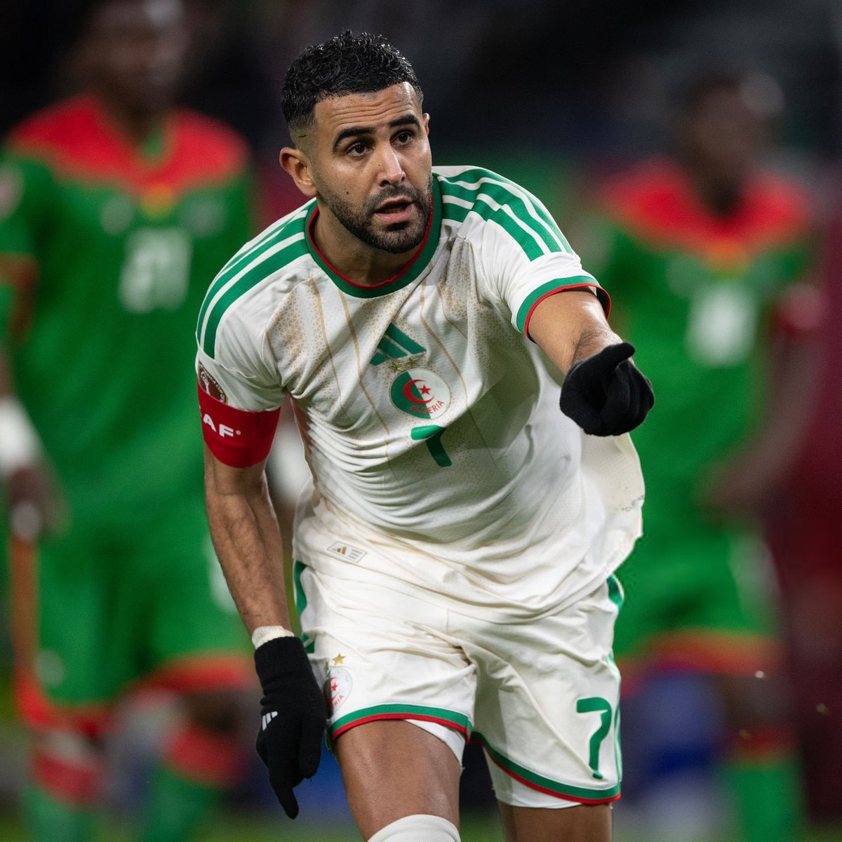 Instant Foot ⚽️ tweet media