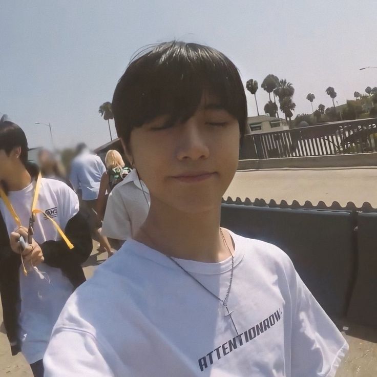 ghostingsoobin's tweet photo. predebut beomgyu was really the cutest thing ever https://t.co/xZRdD7Bkwf
