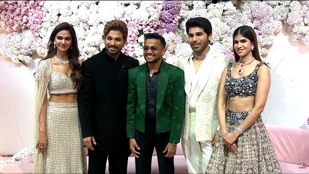 CensorMedia's tweet photo. #BasilJoseph at #AlluSirish wedding reception ♥️

#AA24 ? https://t.co/kab8xBMXWI