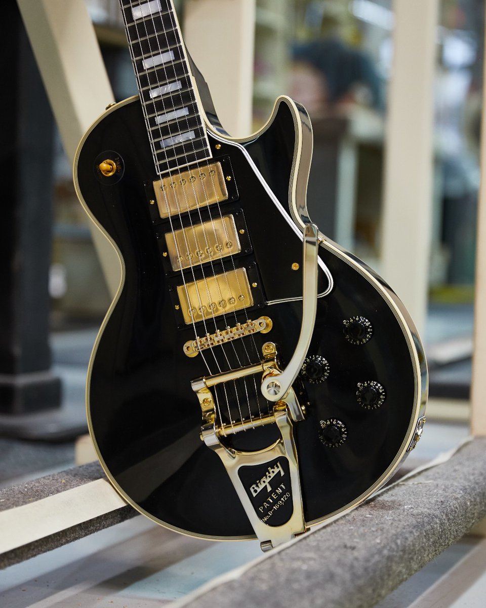 Gibson Custom Shop tweet media