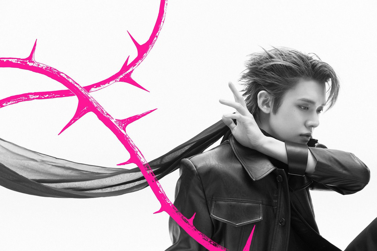 dawmnit's tweet photo. THEYRE SO COOL
I LOVE THE HOT PINK https://t.co/mCKtmYREVn