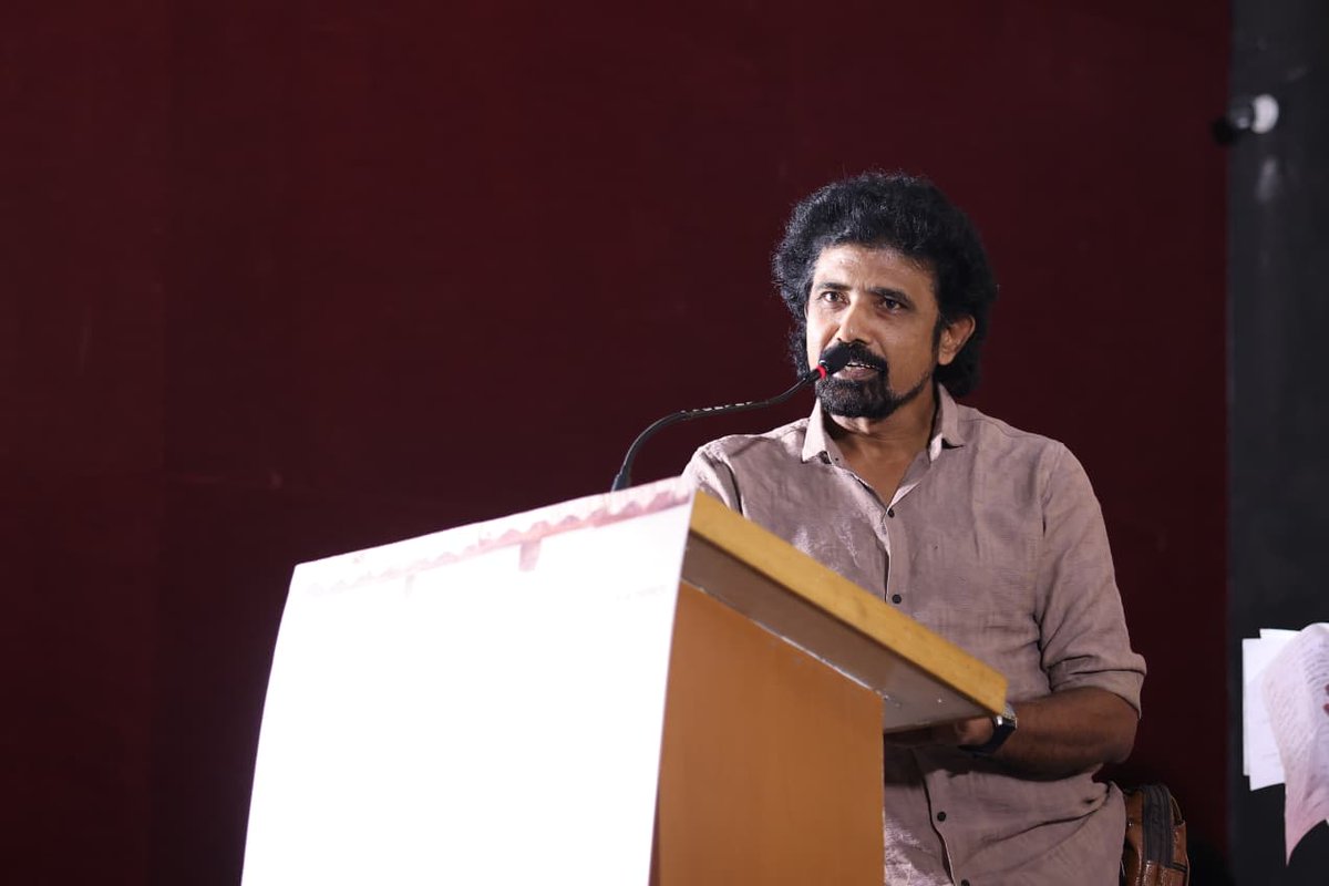 TheAuteur_Media's tweet photo. Pics from #KenathaKanom Press Meet

@iYogiBabu @LovelynChand
#ActorRamakrishnan
@sureshsangaiah @Thiyagudop1
@PlSubentar @nivaskprasanna
@ramar_r @stuntsudesh
@srbabu74 @jiohotstartam
#BoxofficeStudio #Jegannath
@DreamWarriorpic @RBTalkies 
@ProSrivenkatesh https://t.co/3dKjBCfOXg