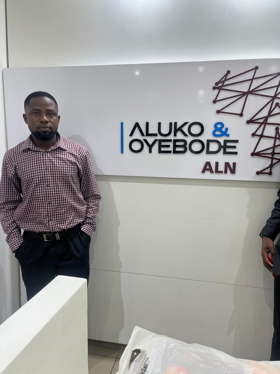 OkechukwuVictorO tweet media