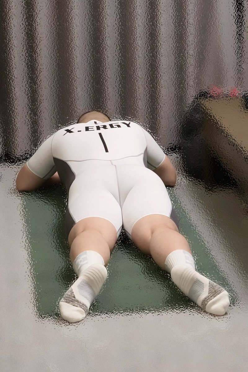 CreepyTightsChub tweet media