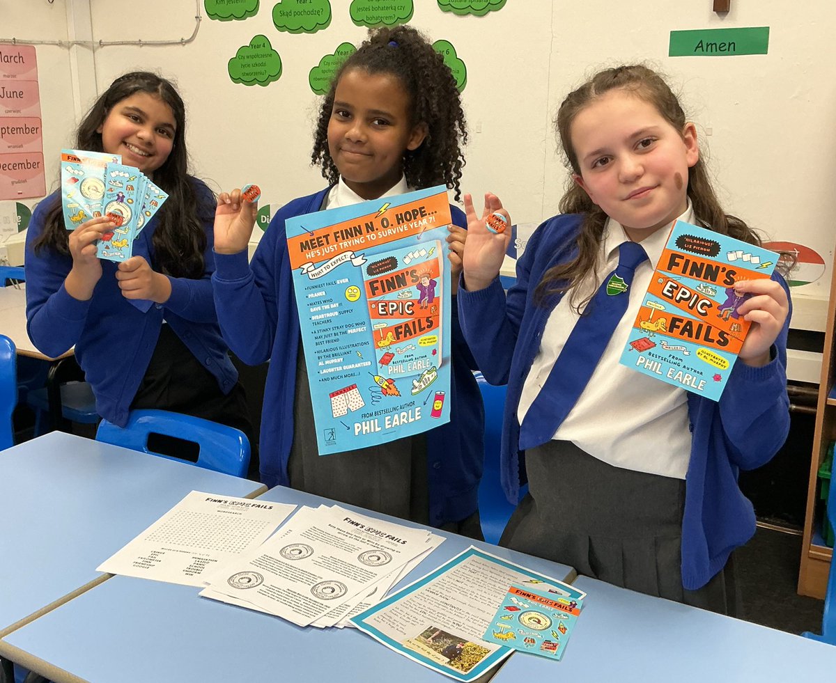 AbbeyPrimary's tweet image. Our reading Ambassadors were super excited to see this delivery from @readingagency this afternoon. Mrs E was telling them, how funny it is, so they have asked if they can have this book, for their next book club. #reading @simonschusterUK @philearle #ReadingforPleasure 📚🤗
