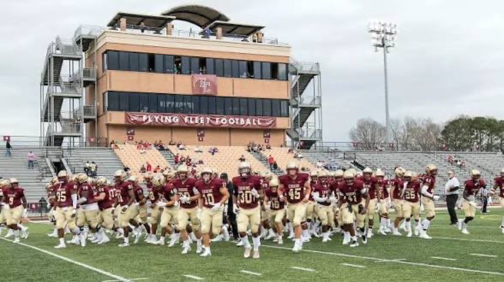 Connerrabon08's tweet photo. #AGTG  after a great conversation with @icoachfb I am blessed to have received my 10th offer from @FleetFB ‼️‼️
@CoachPaxtonC @peedeesportss @N_W_Sports @Godsgift_Nate @PRCoachBrim @CoachNelsonOL @AynorHBC @prepsrecruit https://t.co/Prfiuu5N4X