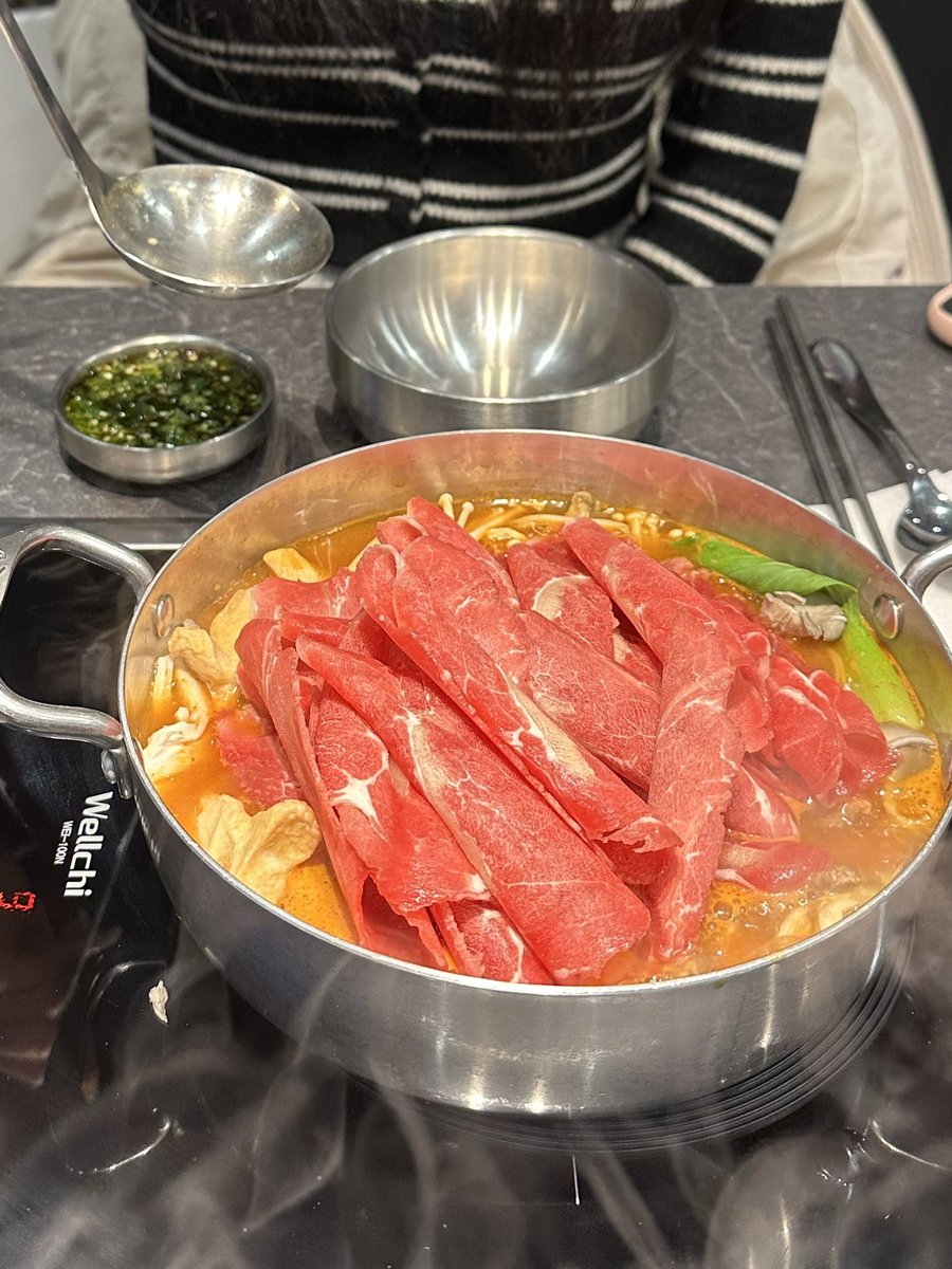 ㅈㄴ.. tweet media