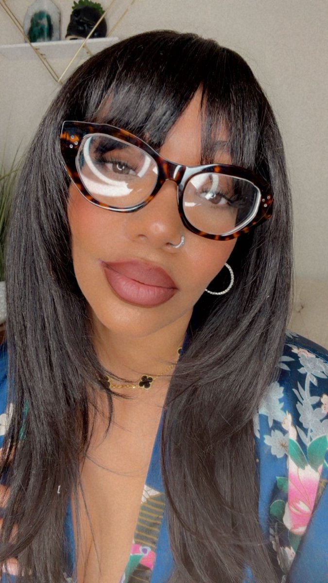 Therealchelasway.com