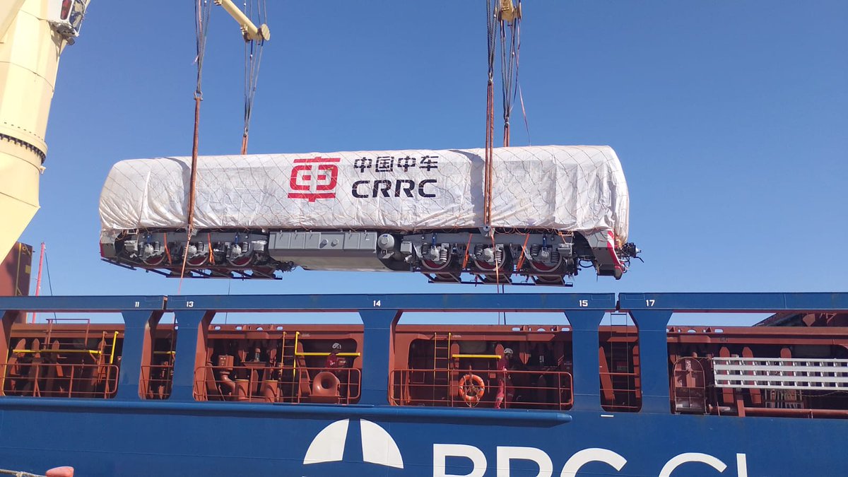 Tv_Libertaria's tweet photo. 🚟INVERSIONES en el TREN ROCA ♥

✅Llegaron 3 locomotoras para MEJORAR el servicio del Tren Argentino 🇦🇷 https://t.co/vpbNCqlBBO