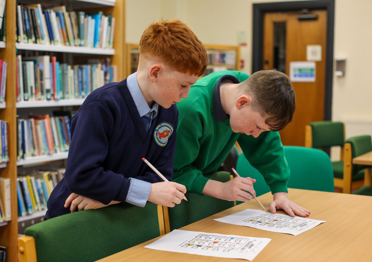 artscouncil_ie's tweet photo. As this year's #CreativeFebruary draws to a close, we're delighted to tour an art exhibition of work from 5 primary schools in the Donegal Gaeltacht.
A huge thank you to all who took part & shared your Creative February journeys with us🍃
https://t.co/Qr2lzLYXdg
📷Jacqui Reed https://t.co/J0Y56LGQBT