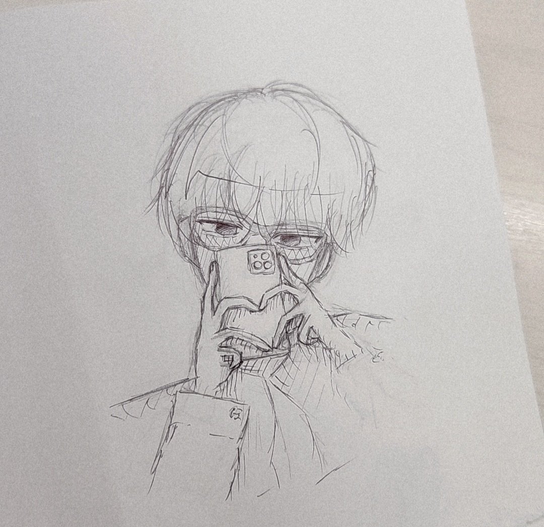 너무 못그리긴 햇지만...🥲
거울셀카함니!🖤