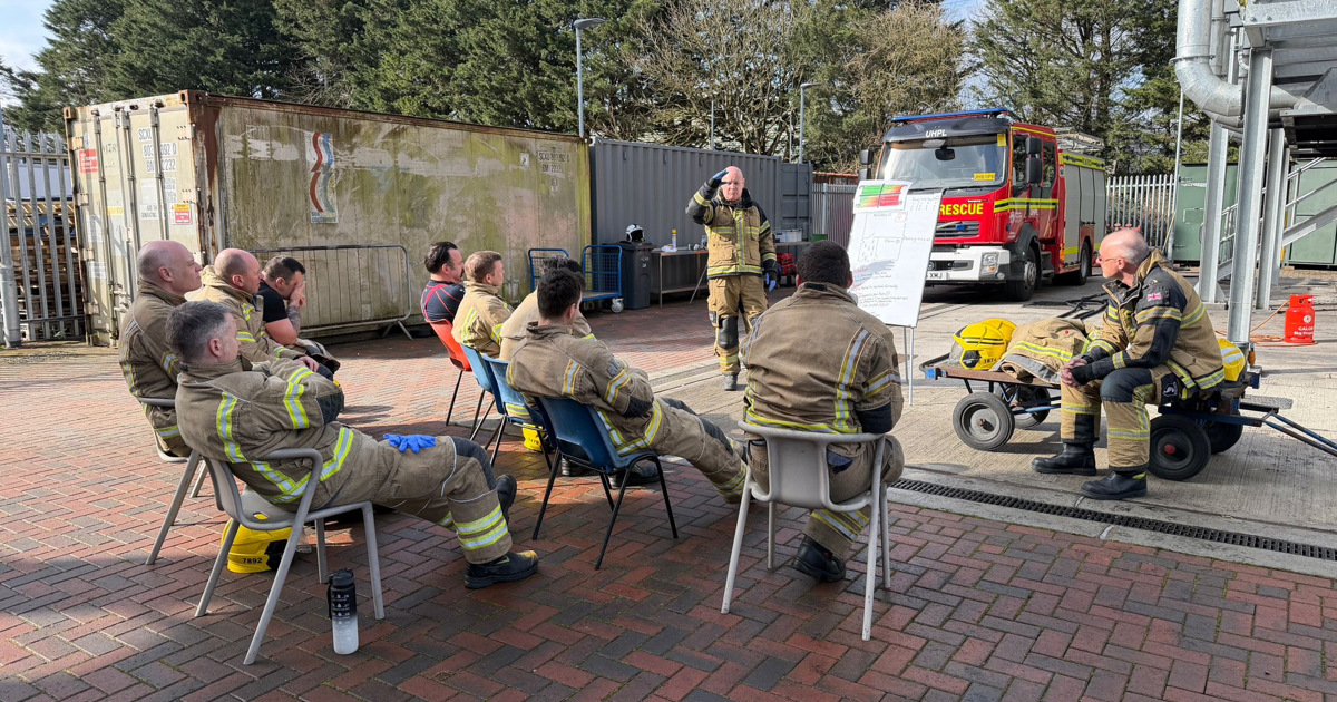 coldcut™ cobra tweet media