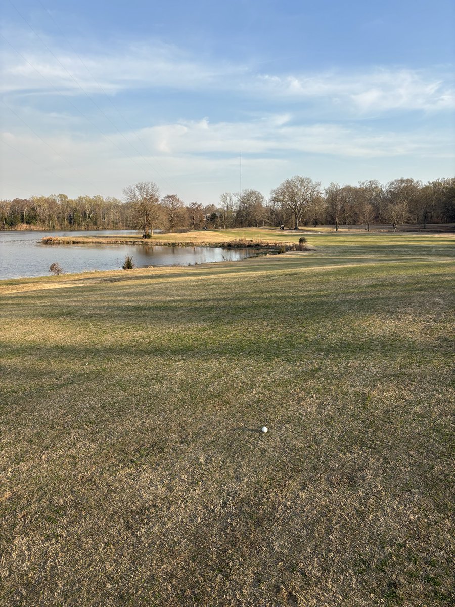 CameronMelton49's tweet photo. Bounce back birdie on a Sunday sunset 9 https://t.co/AjvYkOxWcQ